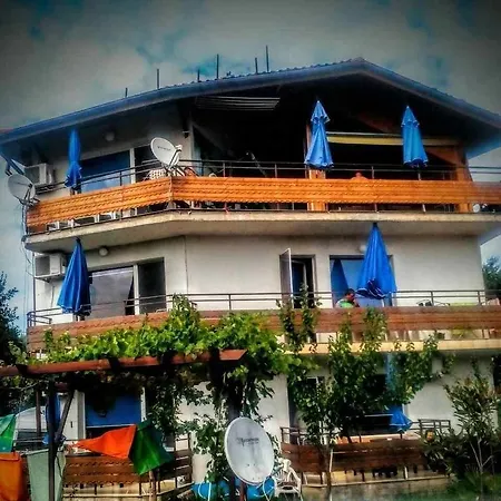 Vila Za Gosti Branko I Priyateli *